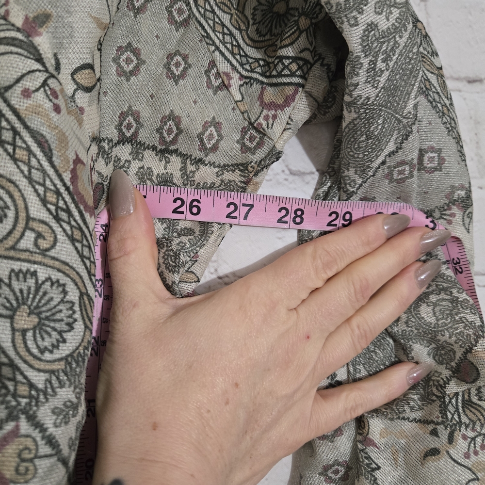 Studio C Gray Floral Patchwork Blouse - image 8